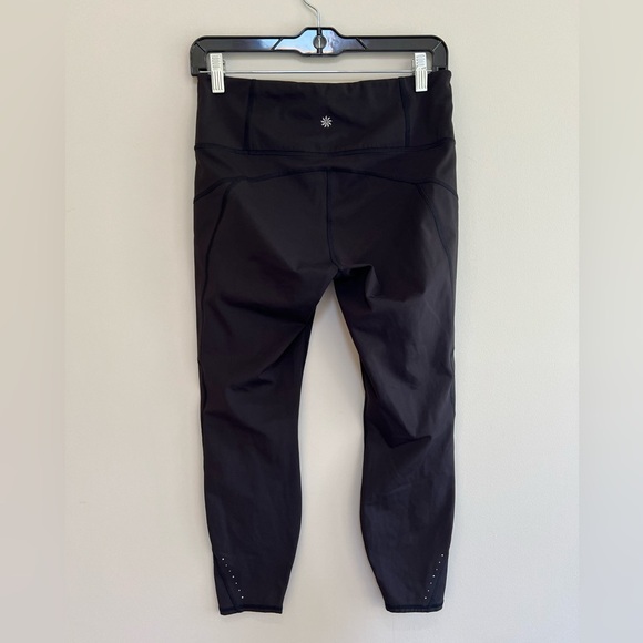 Athleta Rainier 7/8 Tights Leggings in Black, size M - Picture 4 of 9